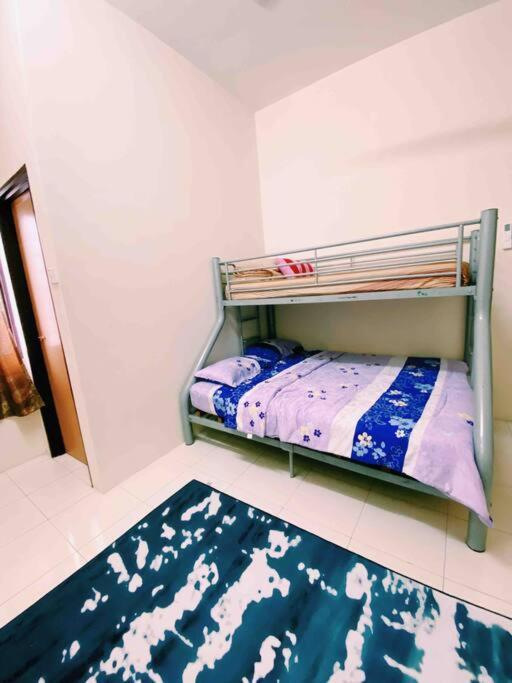 Spacious Cozy Lakeville Homestay 4 Bedrooms All With Aircond 斯里伊斯兰德 外观 照片