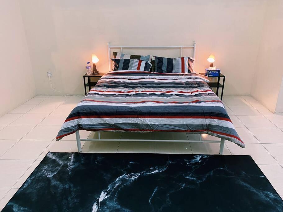 Spacious Cozy Lakeville Homestay 4 Bedrooms All With Aircond 斯里伊斯兰德 外观 照片